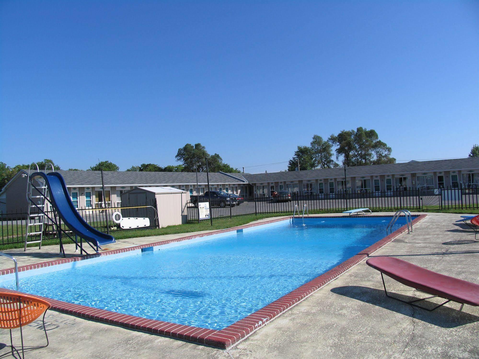 Seven Oakes Motel Kingston Eksteriør bilde